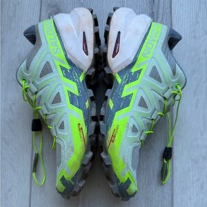 Salomon SpeedCross 6 Green and Gray Trail Running Shoes Size 7